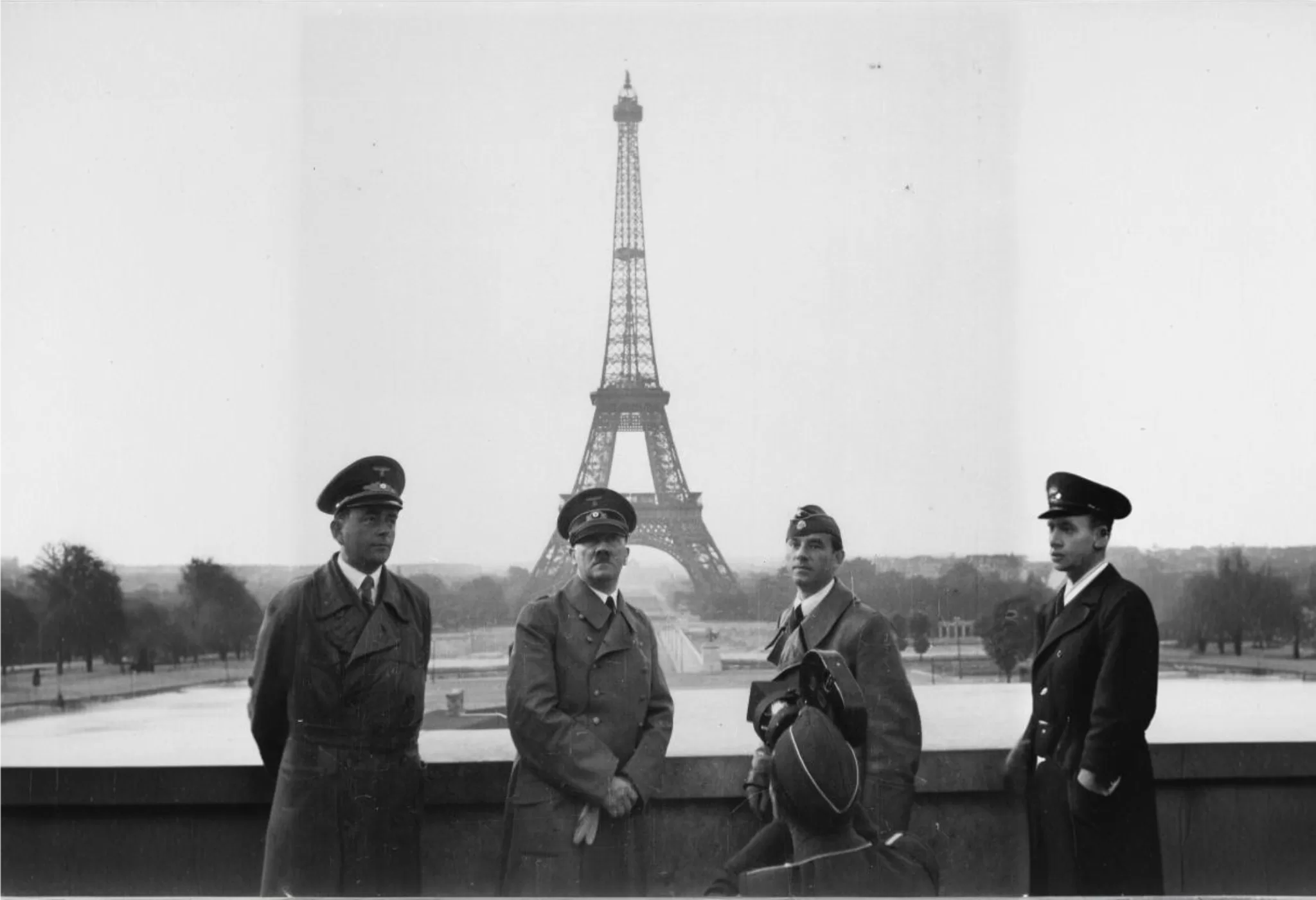 Wall Street Tambalea Ante la Invasión Nazi en Francia: A 84 Años del Terrorífico Suceso